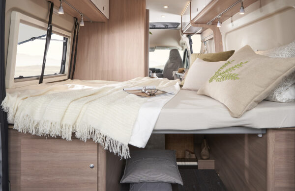 Laika Kosmo Van mit luxeriöser Innenausstattung und Schlafbereich